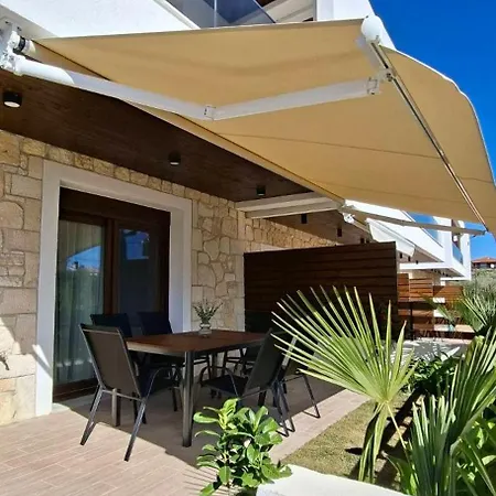 Marti Home, 250m From The