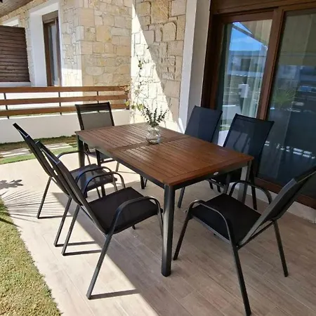 Marti Home, 250m From The Ferienhaus *